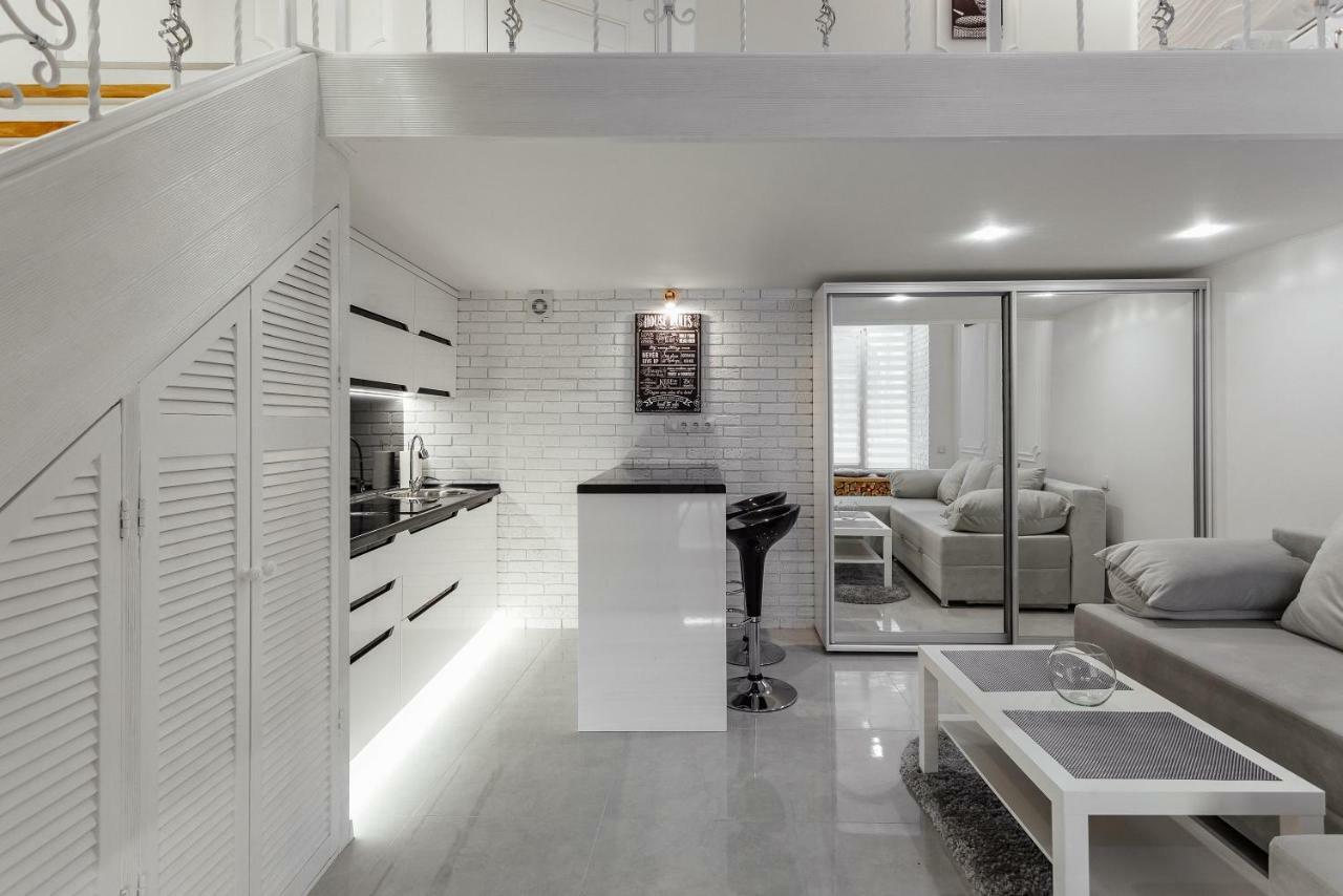 Двухуровневая Квартира Студия Odessa Ngoại thất bức ảnh