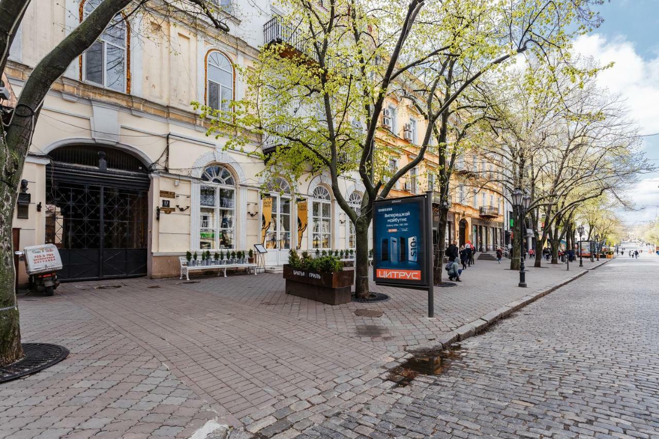 Двухуровневая Квартира Студия Odessa Ngoại thất bức ảnh